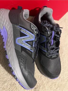 New Balance® 410 V8 Trail Running Women's Running Shoes